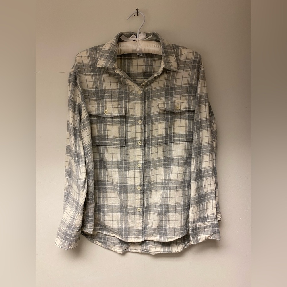 Old Navy Boyfriend Flannel Plaid Button-Up Shirt